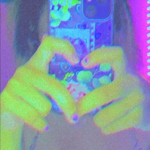 Meet your Posher, Kiana